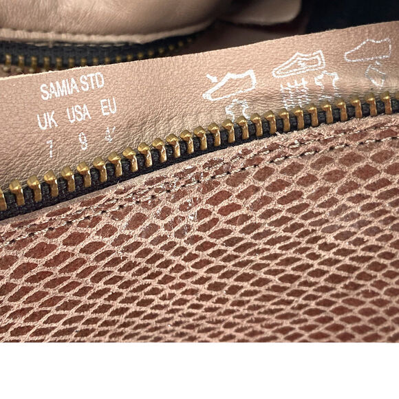 Hotter Leather Ankle Booties 9 Samia Tan Side Zip Western Neutral Preppy Minimal - Picture 12 of 12